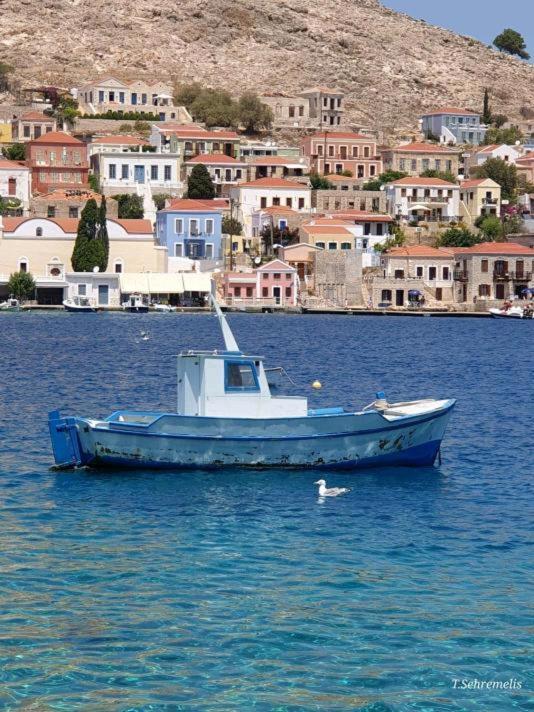 Little Karafillias Chalki House Chalki Town Exterior foto