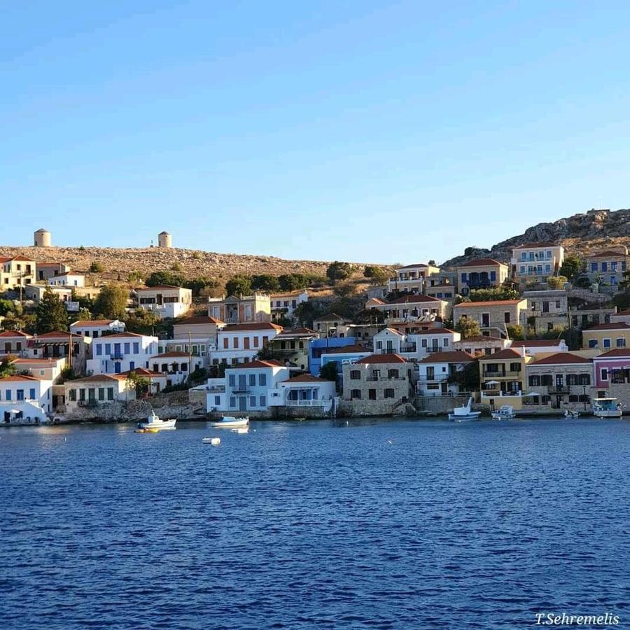 Little Karafillias Chalki House Chalki Town Exterior foto